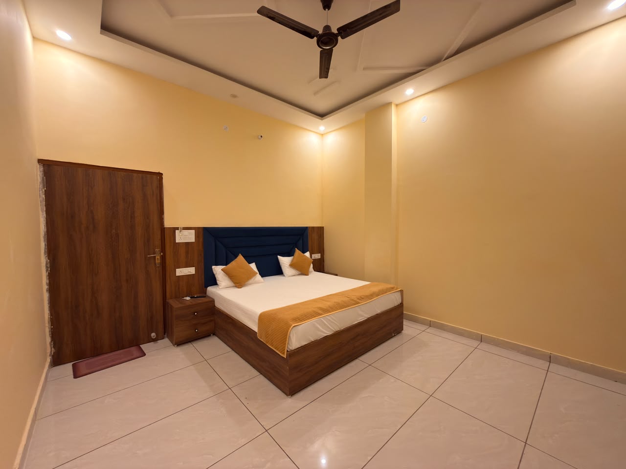 Double bed guest room at Vedic Portico Hotel